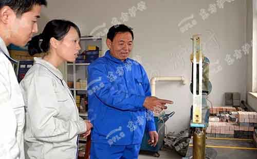循環(huán)流化床鍋爐用耐磨澆注料合適嗎，廠家告訴你怎么選擇